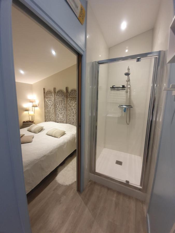 Wisteria Cottage Fleurines المظهر الخارجي الصورة